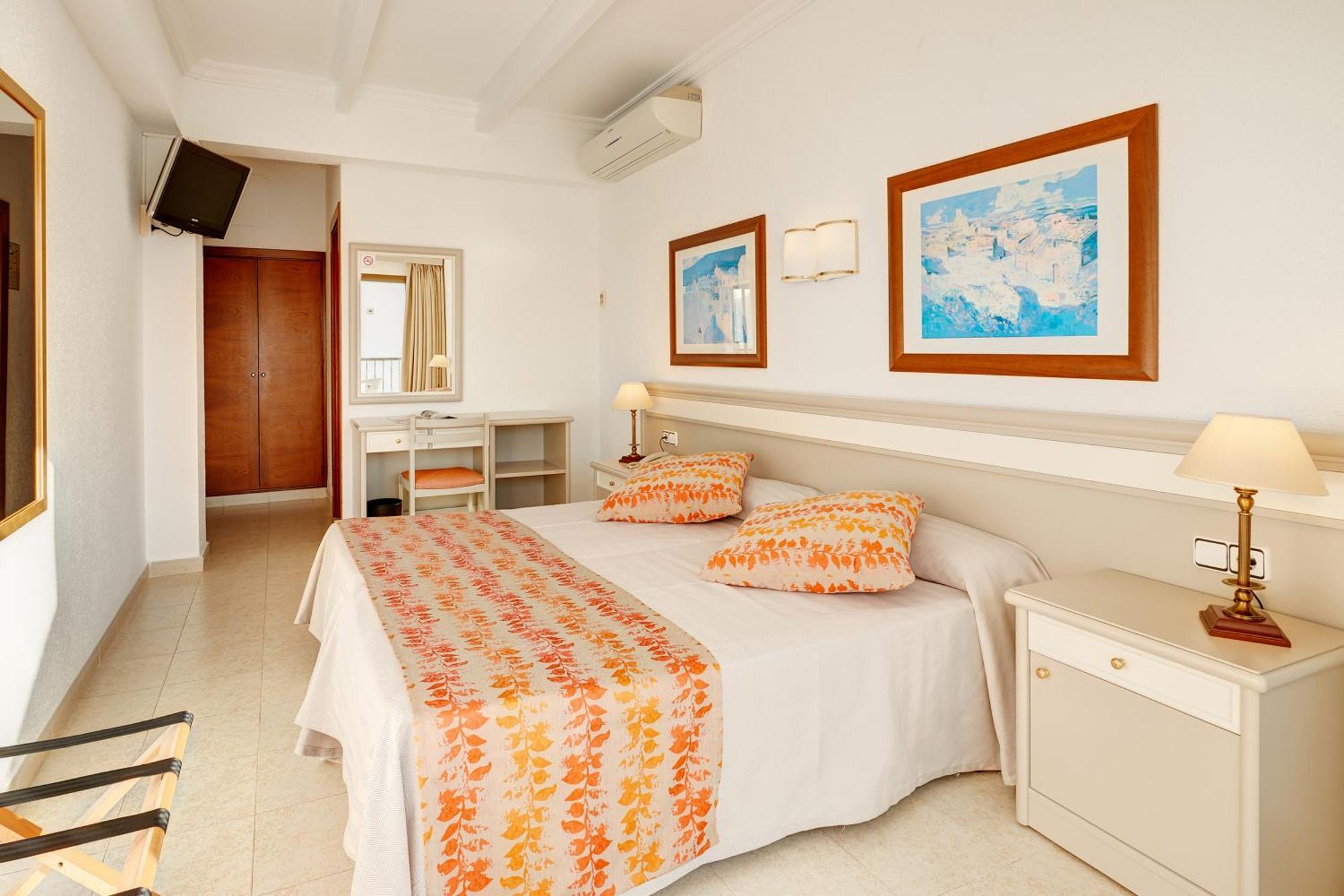 Hotel More อัลกูเดีย ห้อง รูปภาพ
