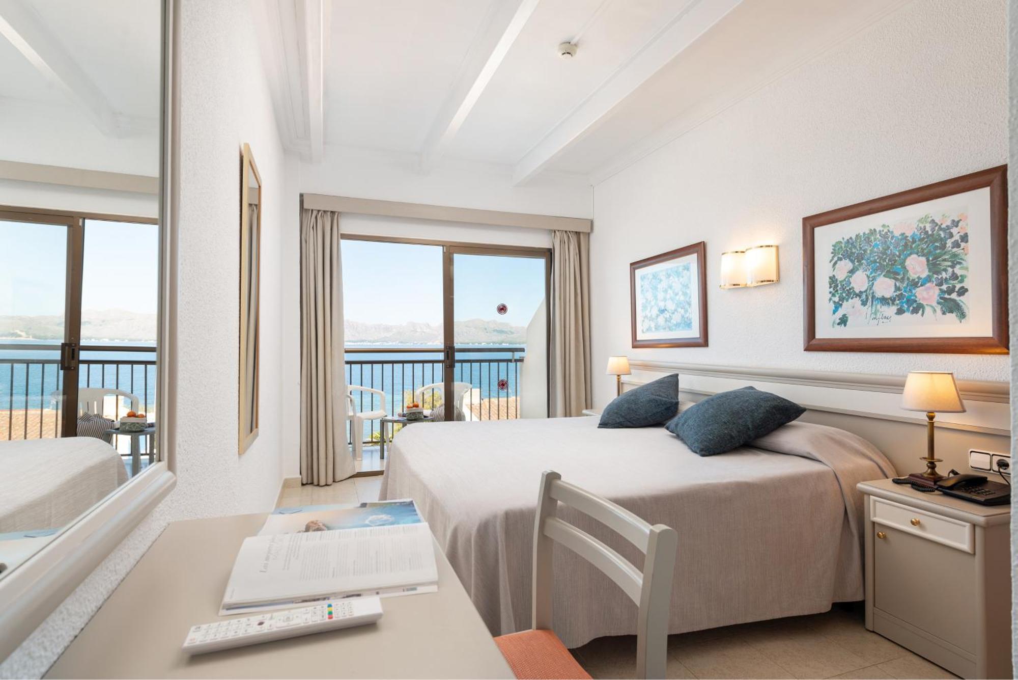 Hotel More อัลกูเดีย ภายนอก รูปภาพ